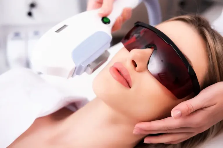 Photo Facial IPL & Fraccional RadioFrequency
